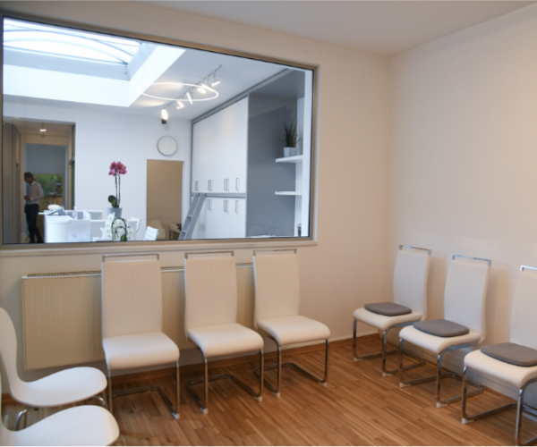 Hausarztpraxis für Allgemeinmedizin Dr. Lukas Bergstein & Axel Helbig in Flingern (Düsseldorf)